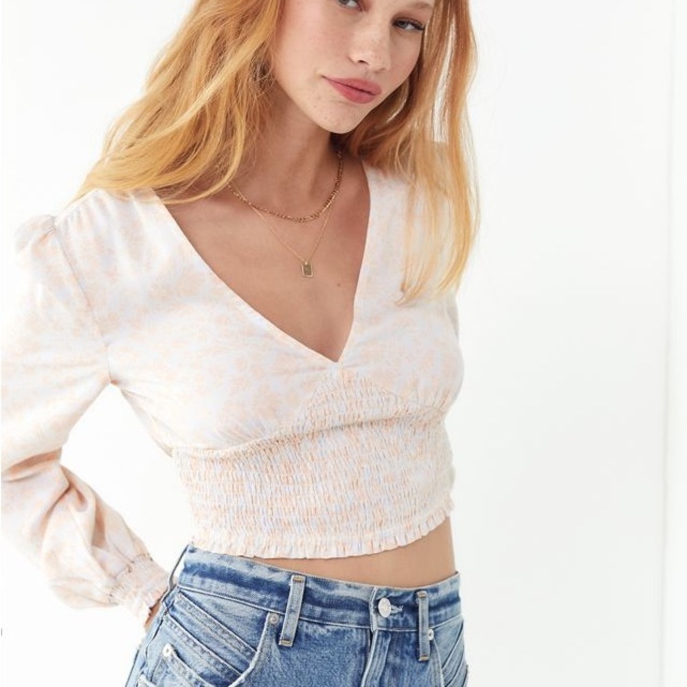 NWT UO Smocked Balloon Sleeve Blouse
